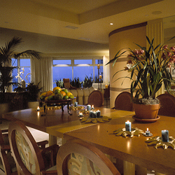 Aragon Residence - Dining Room